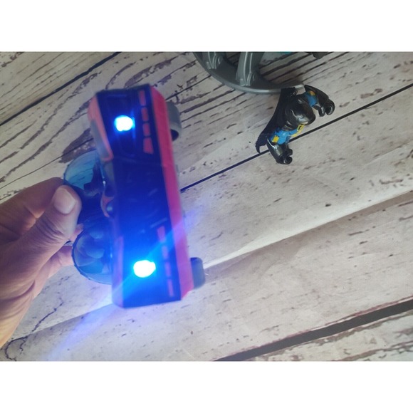 Imaginext DC Super Friends Batman Batcopter Helicopter & Batmobile W/ Figure - Picture 4 of 10